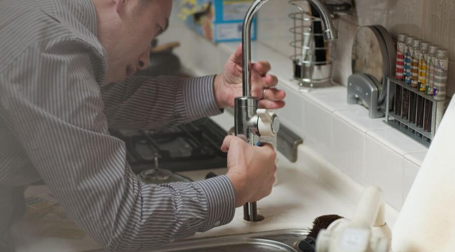 Expert burst pipe repair services in Udall, KS